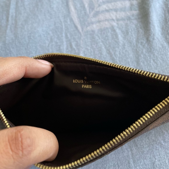 Women’s Louis Vuitton josephine Wallet Damier - Picture 6 of 9